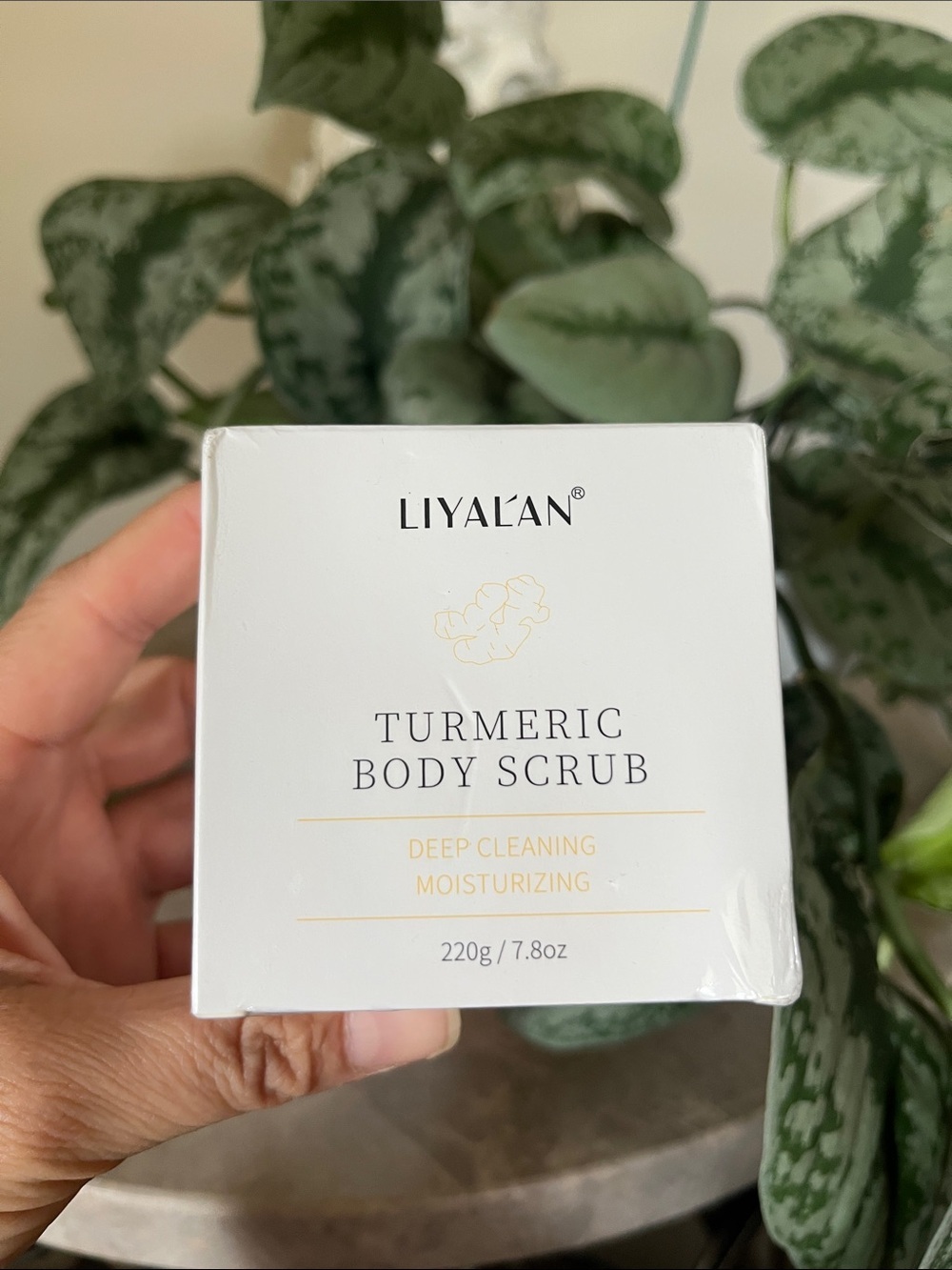 LIYALAN Turmeric Body Scrub New/Sealed, 7.8oz